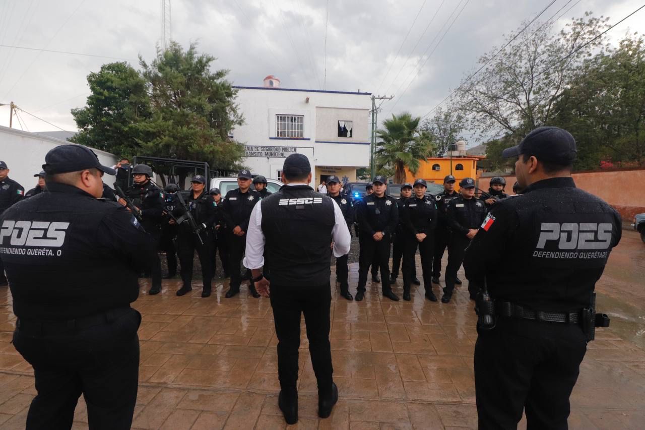 71 273 41690 113137931 SSC fortalece a policias municipales con la entrega de patrullas y motocicletas 4