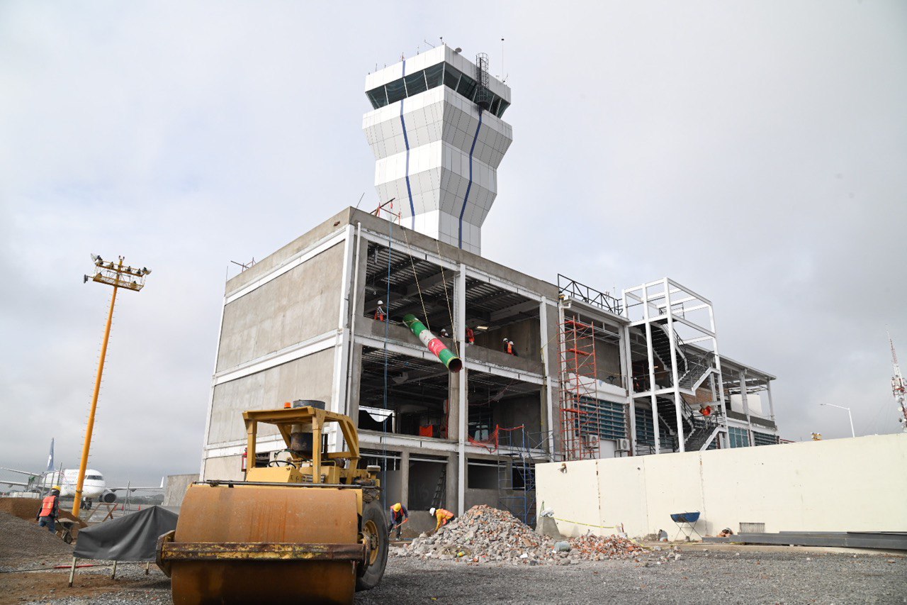 71 273 42424 1560301483 FOTO3 CEI 61 2023 Autoridades supervisan nuevas instalaciones del AIQ