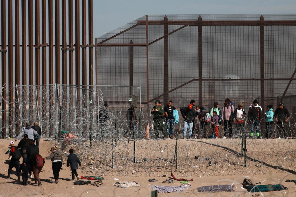 migrantes migracion ciudad juarez muro fronterizo
