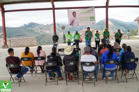 CARLOS MANUEL LEDESMA CIERRA SU PRIMERA SEMANA DE CAMPAÑA EN SAN AGUSTIN Y SANTA MARÍA ALAMOS