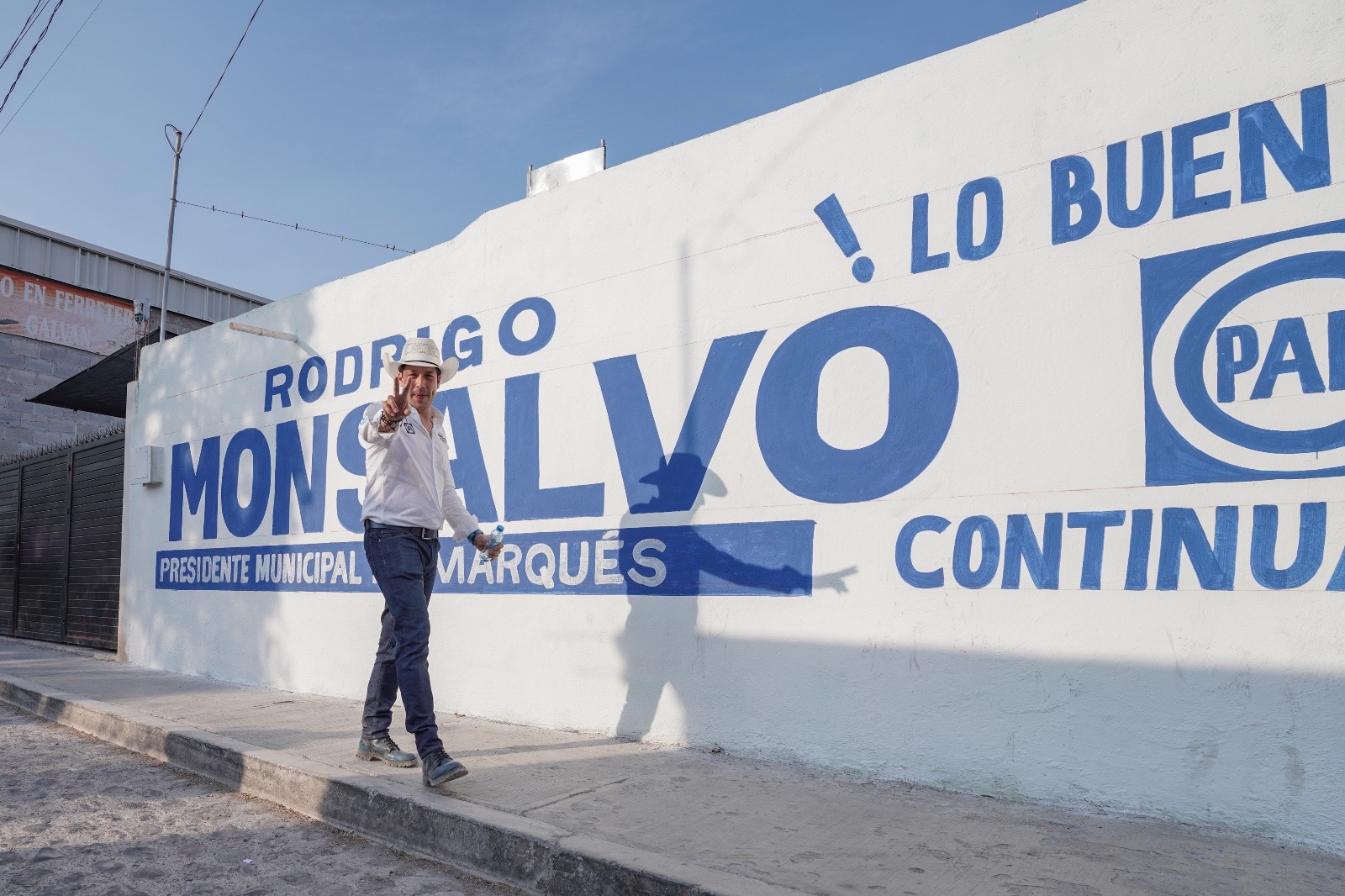 CREAREMOS UN BULEVAR DE ACCESO A TIERRA BLANCA Y CONTINUAREMOS CON URBANIZACIÓN DE CALLES EN “LAS LAJITAS”: RODRIGO MONSALVO