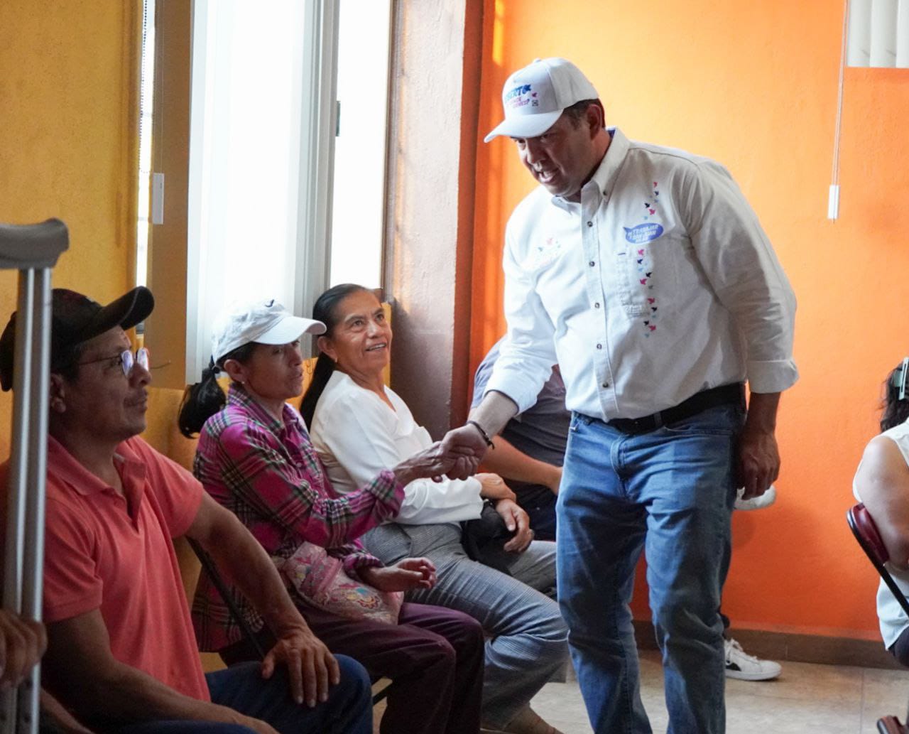 EN SAN JUAN DEL RÍO ES BIENVENIDA LA GENTE TRABAJADORA: ROBERTO CABRERA