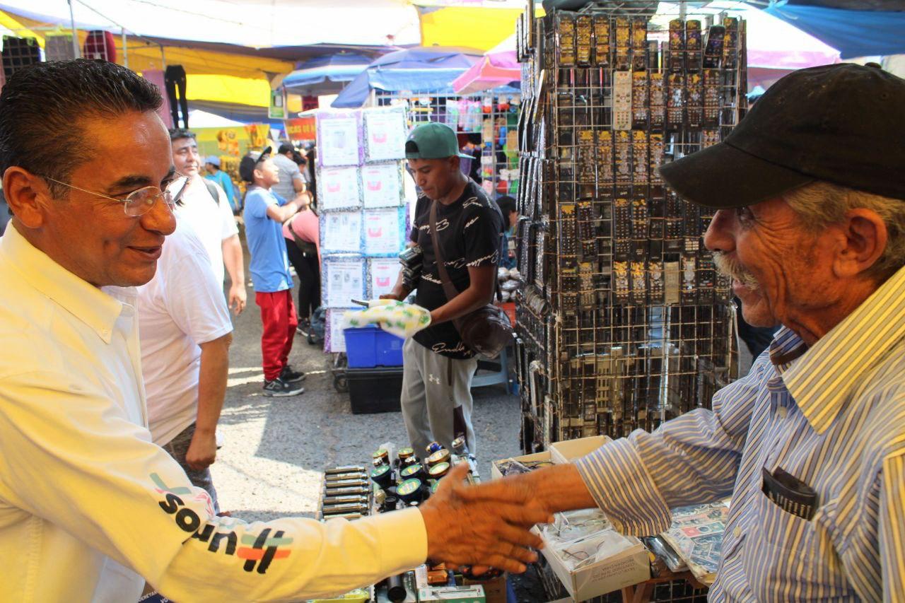 BUSCARÁ ABEL ESPINOZA APOYAR LA ECONOMÍA FAMILIAR EN SAN JUAN