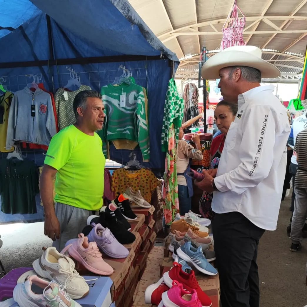 EL CANDIDATO A DIPUTADO FEDERAL POR EL DISTRITO 5, MARIO CALZADA MERCADO,