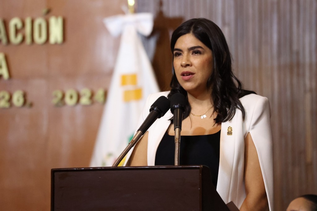 Diputada Juliana Rosario Hernandez Quintanar 1024x682 1