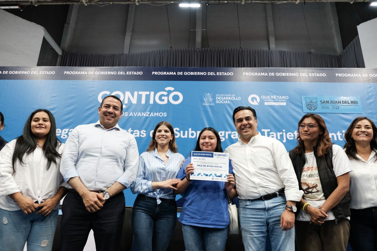 71 273 46008 280962778 6 11 24 SEDESOQ ENTREGA APOYOS MUJERES 6
