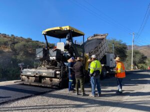 AVANZAN A BUEN RITMO LOS TRABAJOS DE REPAVIMENTACIÓN DEL LIBRAMIENTO DE TOLIMÁN