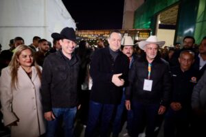 LUPITA RAMÍREZ PRESIDENTA DE PINAL DE AMOLES ACOMPAÑA AL GOBERNADOR MAURICIO KURI EN LA INAUGURACIÓN DE LA FERIA INTERNACIONAL GANADERA QUERÉTARO 2024