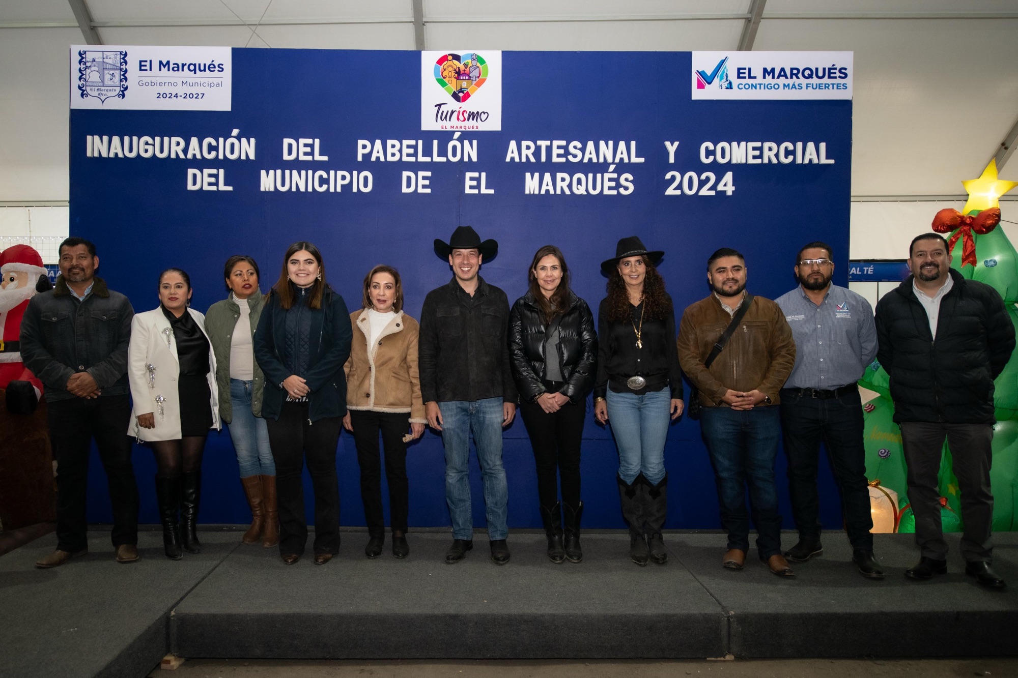 rodrigo monsalvo inaugura el pabellon artesanal y comercial de el marques en la figq 2024 1 1