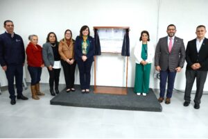 ATESTIGUA CARLOS ALCARAZ INAUGURACIÓN DEL EDIFICIO DE LA COORDINACIÓN DE ARCHIVO INSTITUCIONAL DE LA UAQ