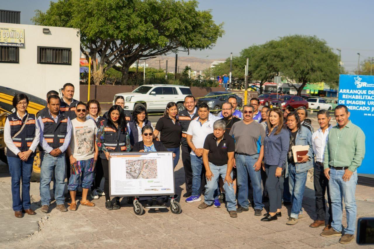 ROBERTO CABRERA DA INICIO A OBRAS DE REHABILITACIÓN DE LA IMAGEN URBANA DEL MERCADO JUÁREZ