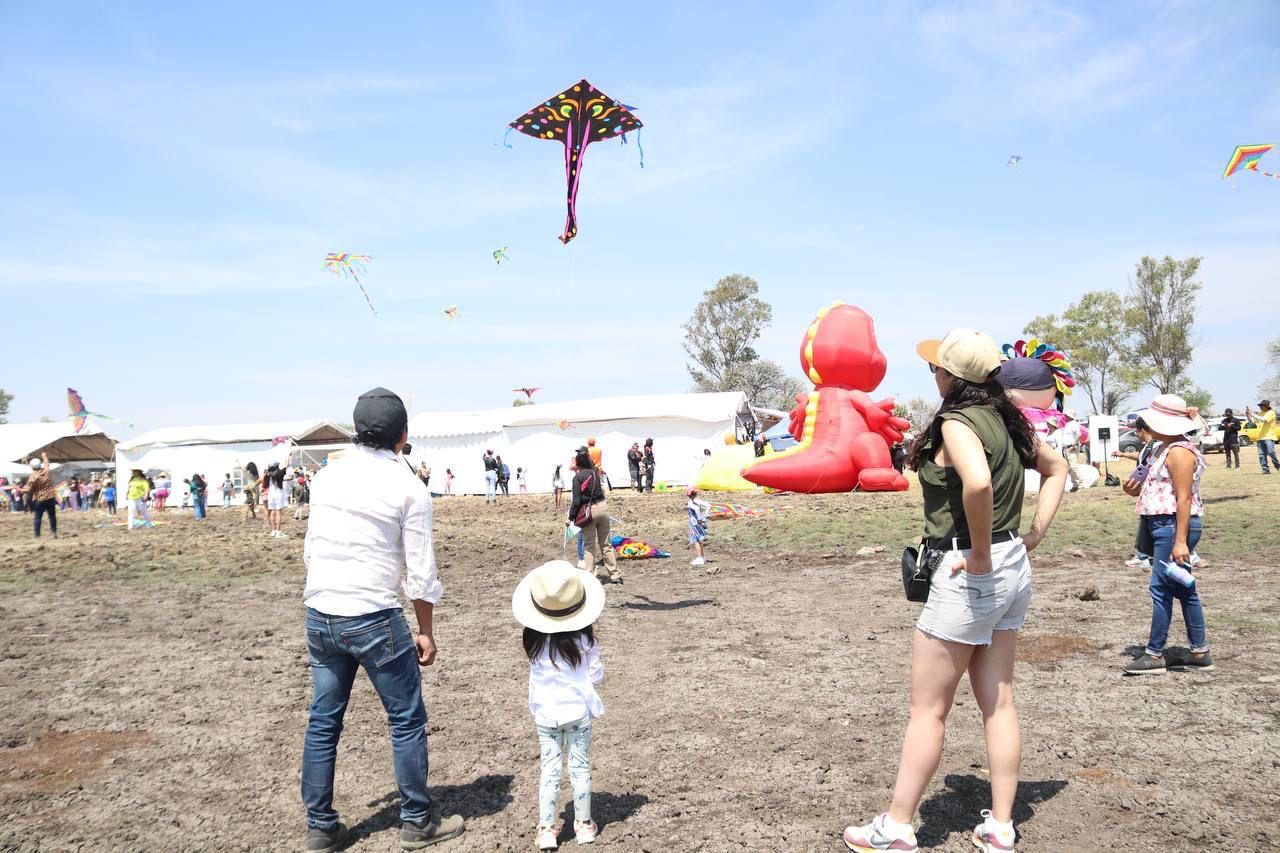 REALIZAN CON ÉXITO EL PRIMER FESTIVAL DE “A VOLAR PAPALOTE”