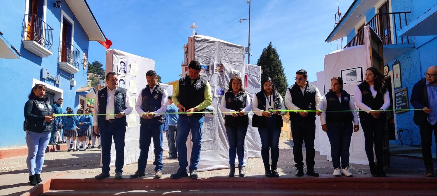 SE LLEVÓ A CABO EL IZAMIENTO Y DESFILE CON MOTIVO DEL LXXXIV ANIVERSARIO DE LA MUNICIPALIZACIÓN DE SAN JOAQUÍN, QRO.