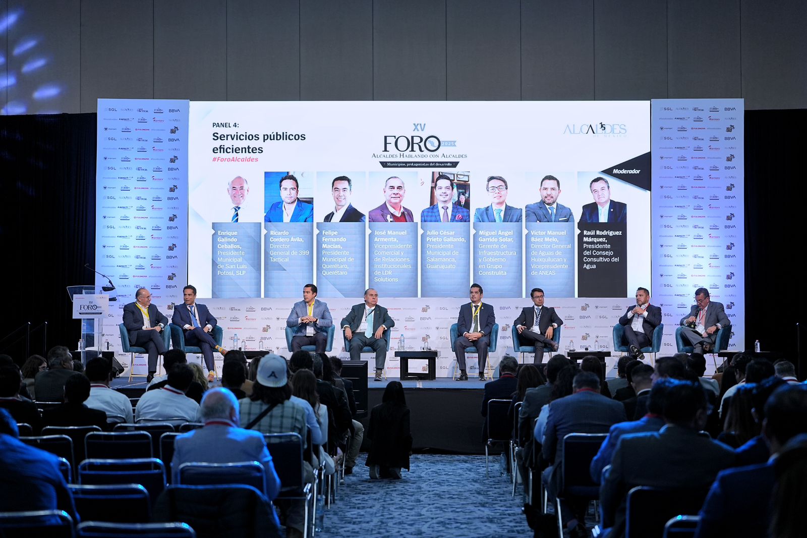 FELIFER MACÍAS PRESENTÓ ACCIONES DEL PLAN ORDEN EN EL FORO ‘ALCALDES HABLANDO CON ALCALDES’