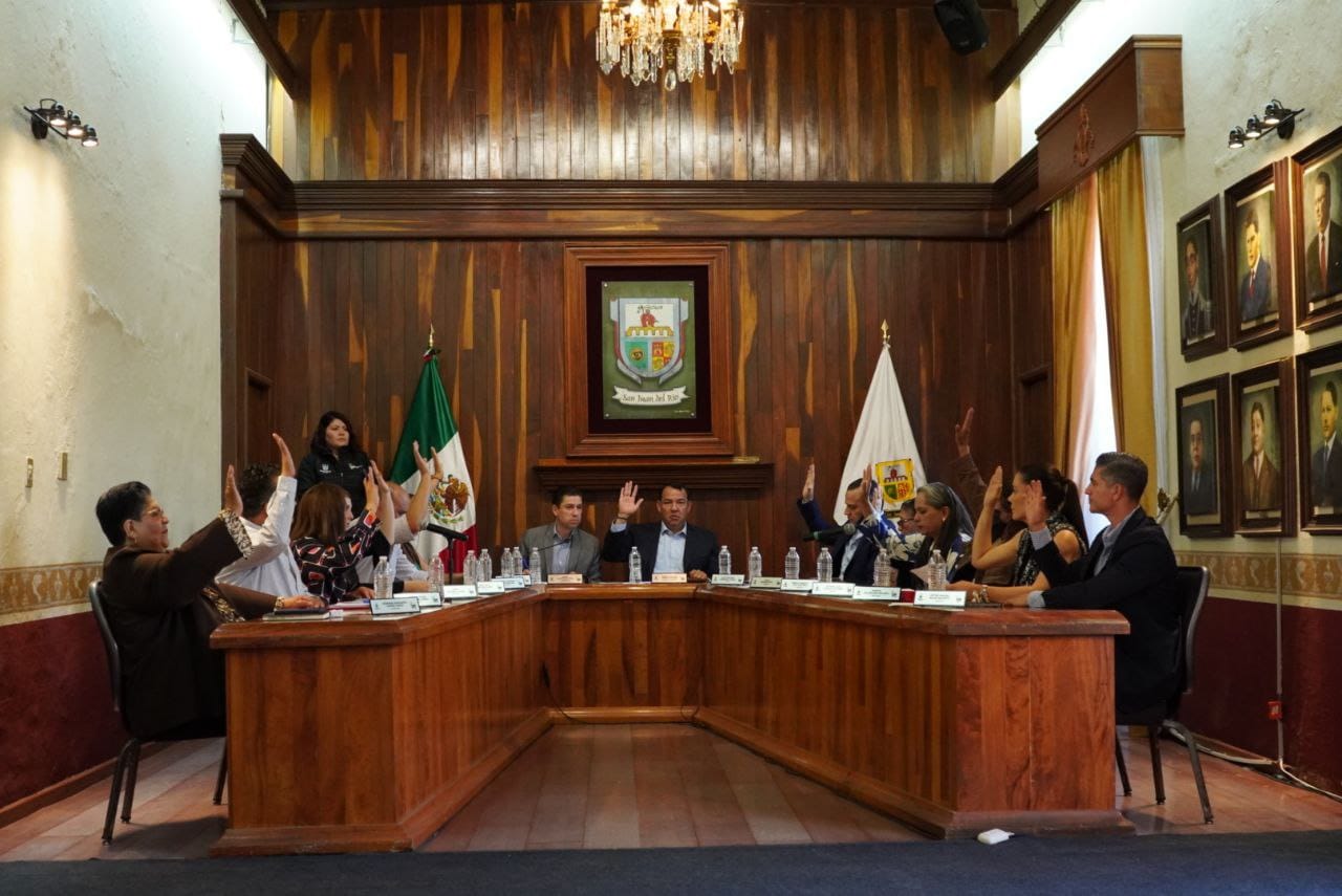 AYUNTAMIENTO DE SAN JUAN DEL RÍO APRUEBA LA CREACIÓN DEL PROGRAMA “BECAS DEL BIEN COMÚN”