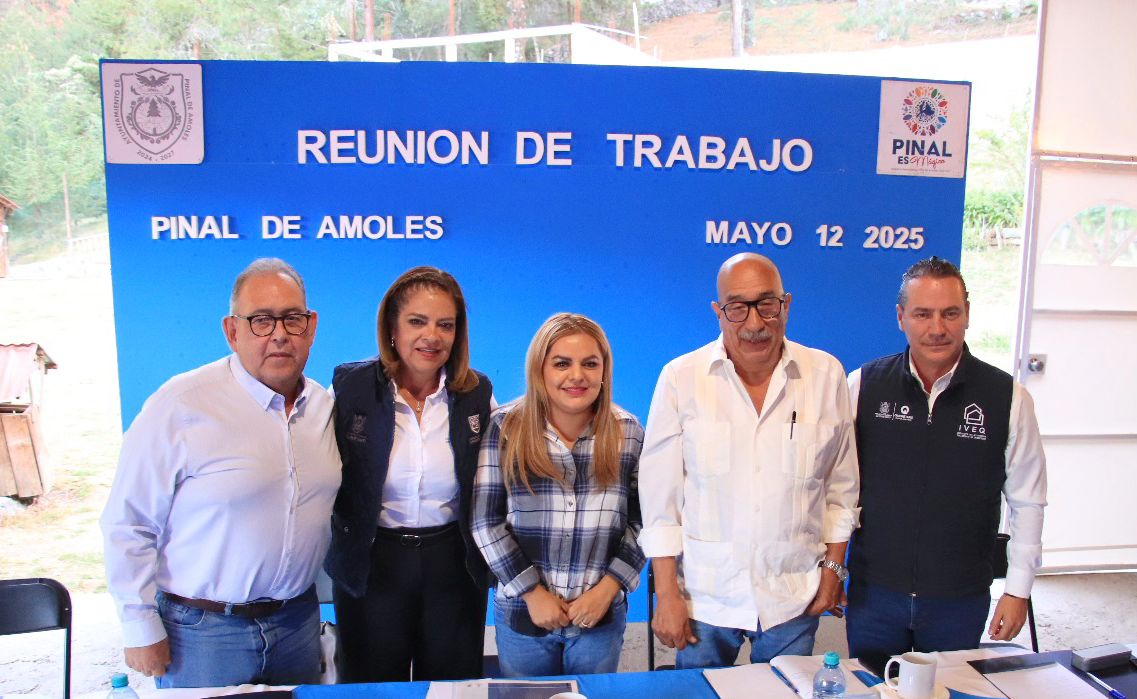 COMPROMISO FIRME CON EL DESARROLLO DE PINAL DE AMOLES.