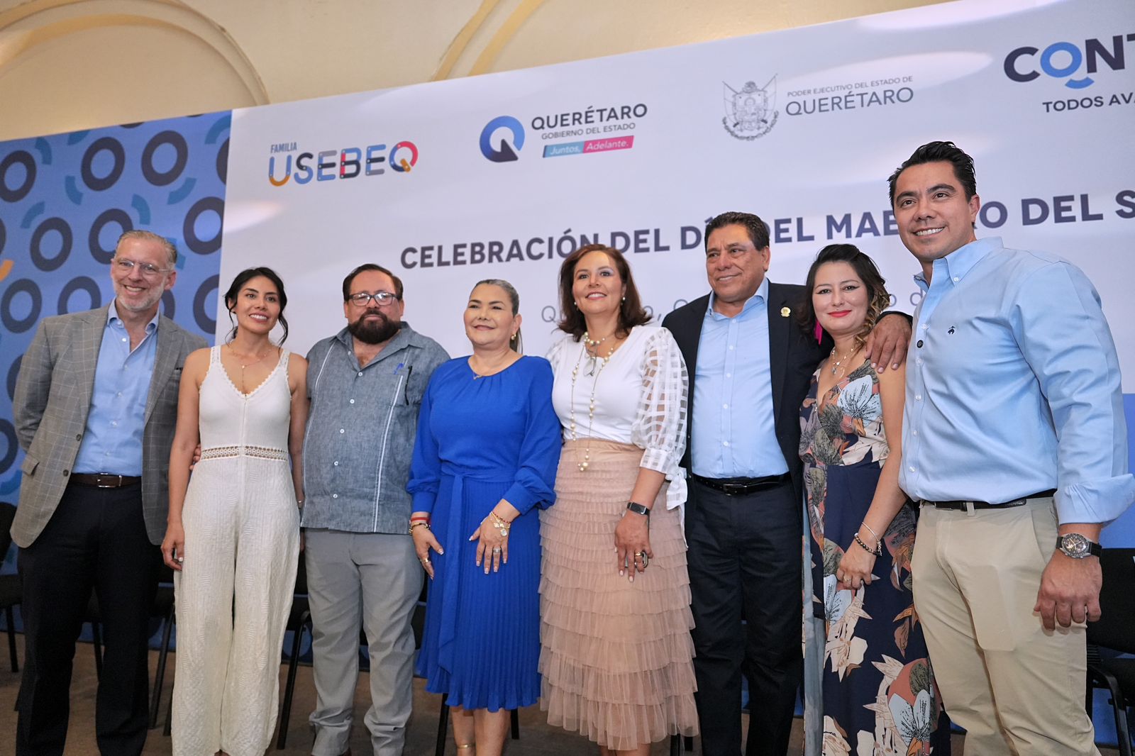 ASISTE FELIFER MACÍAS AL FESTEJO DEL SITEM Y RECONOCE LA VOCACIÓN DE LAS Y LOS MAESTROS