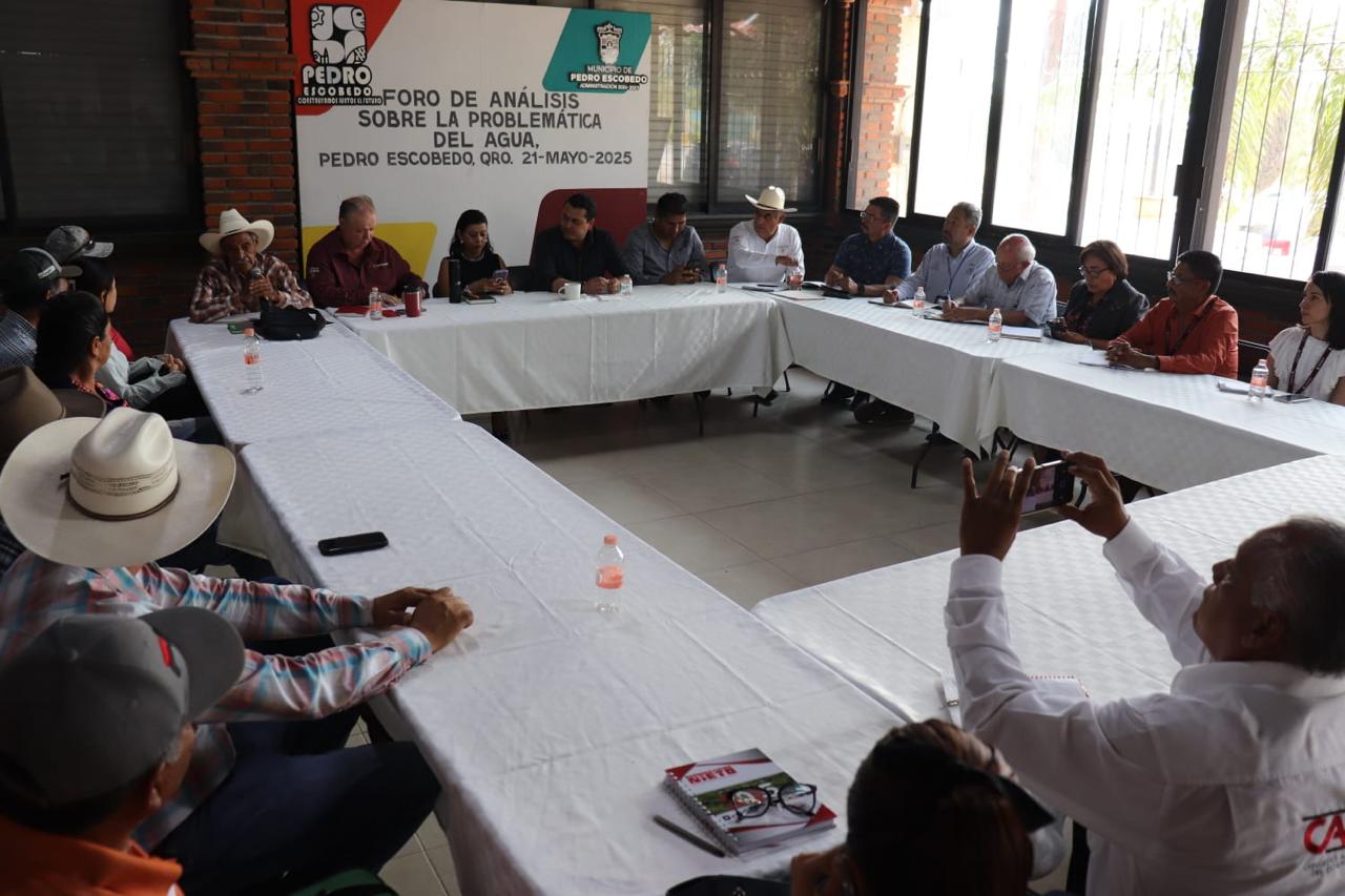 PEDRO ESCOBEDO IMPULSA SOLUCIONES CONCRETAS ANTE LA PROBLEMÁTICA DEL AGUA PEDRO ESCOBEDO