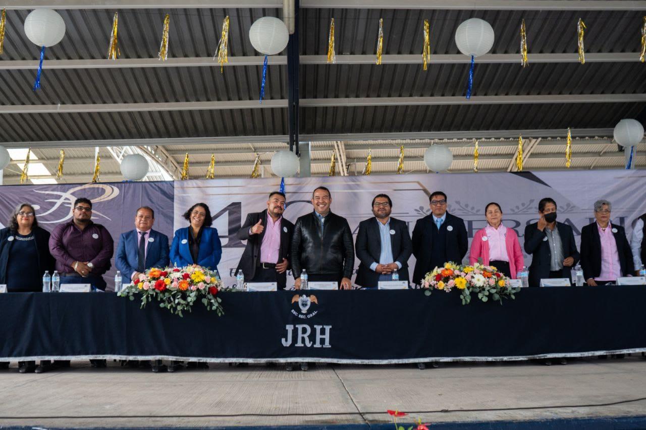 ROBERTO CABRERA ENCABEZA CEREMONIA DEL 40 ANIVERSARIO DE LA SECUNDARIA GENERAL JESÚS REYES HEROLES