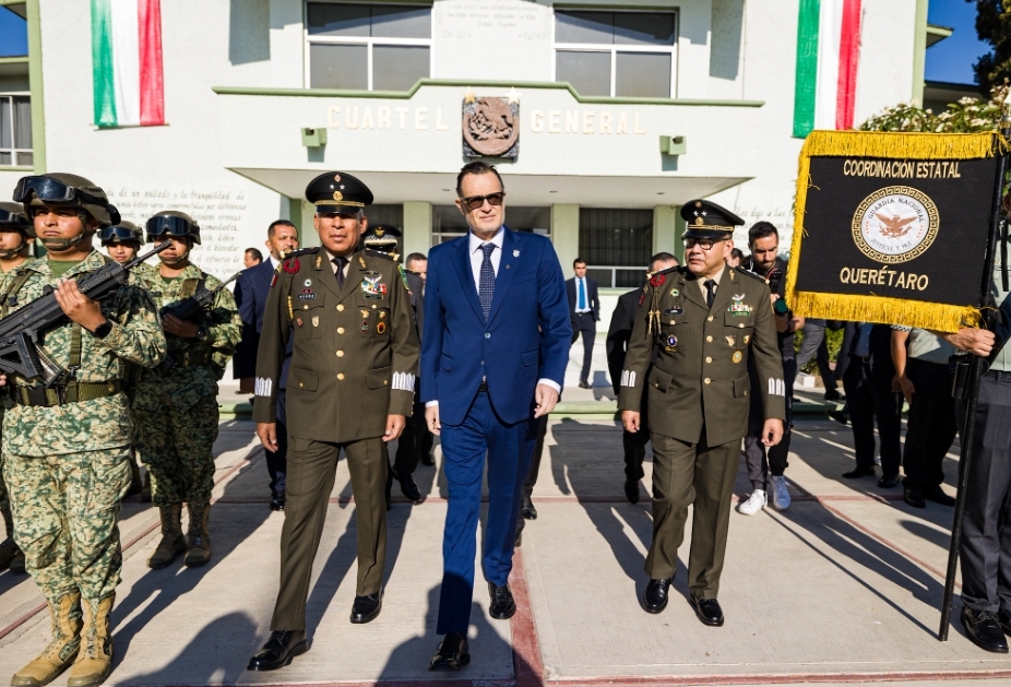 ASISTE GOBERNADOR AL CAMBIO DE MANDO DE LA DÉCIMO SÉPTIMA ZONA MILITAR