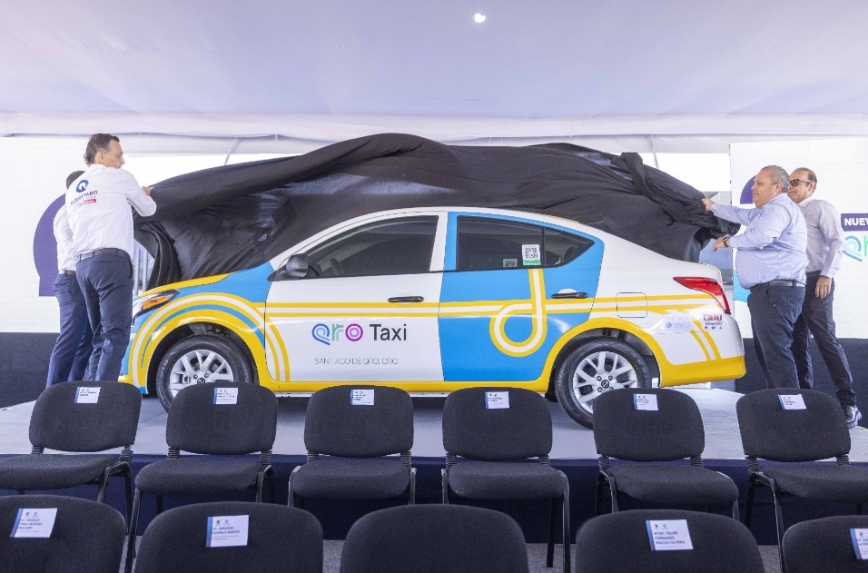 ENCABEZA MAURICIO KURI LA PRESENTACIÓN DEL NUEVO MODELO QROTAXI