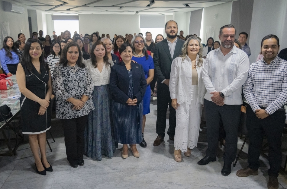 CAPACITA SESA A GRUPOS DE APOYO EMOCIONAL EN PREVENCIÓN DEL SUICIDIO