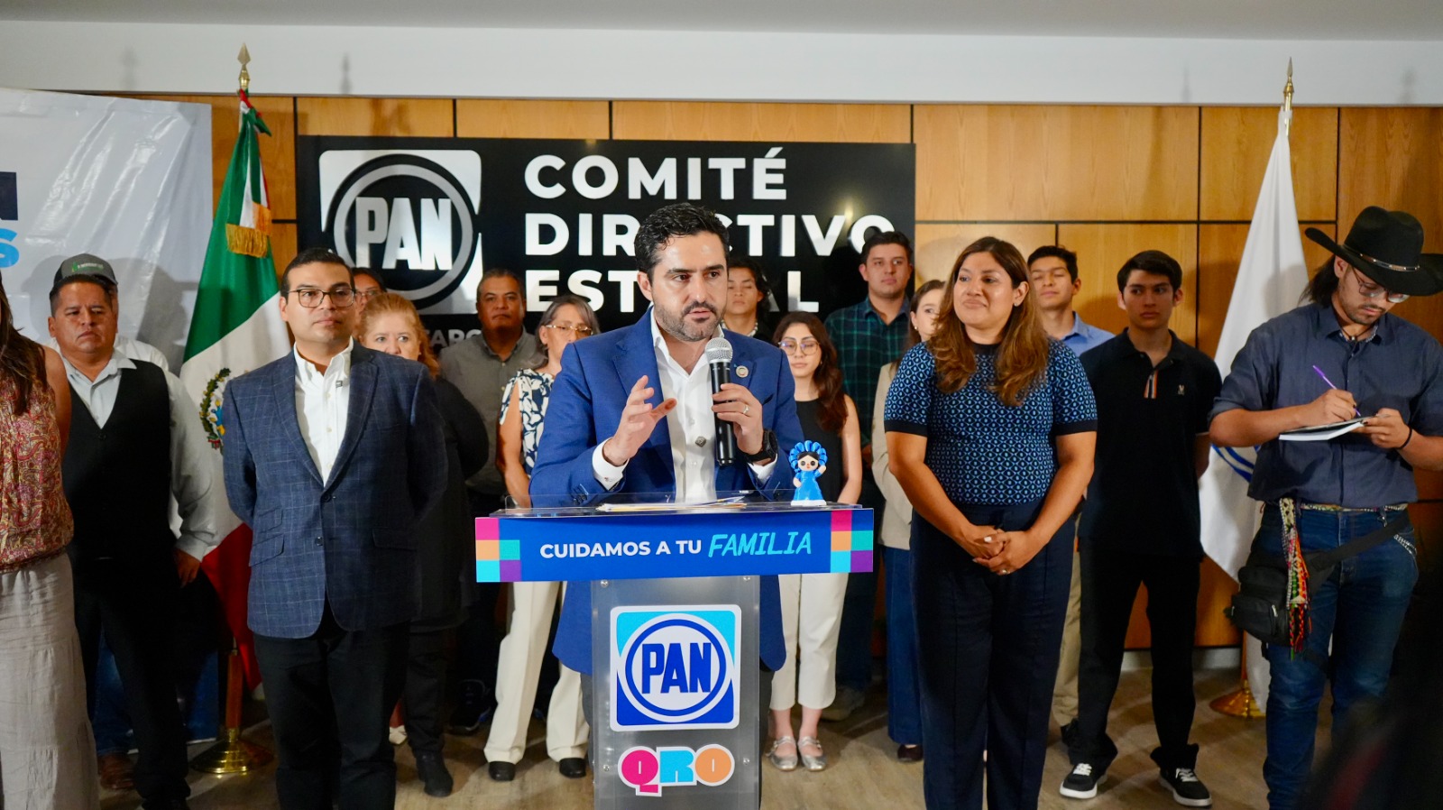 MÁS ALLÁ DE INFORMAR, ES MOSTRAR QUE EL TRABAJO EN EQUIPO SÍ LLEVA A UN MEJOR QUERÉTARO: AGUSTÍN DORANTES