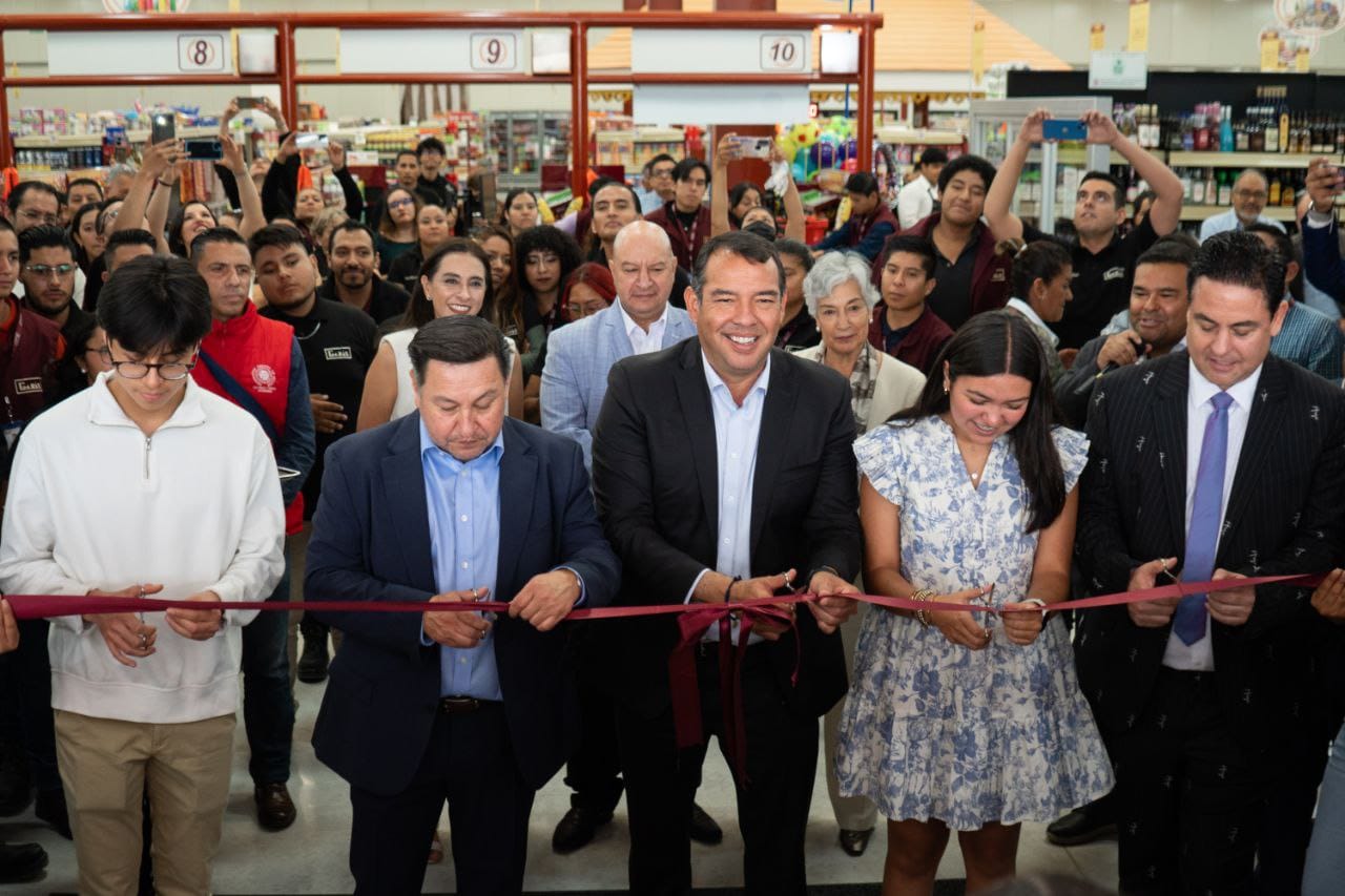 TIENDA DE ABARROTES INVIERTE 150 MDP EN SAN JUAN DEL RÍO Y GENERA 85 EMPLEOS DIRECTOS