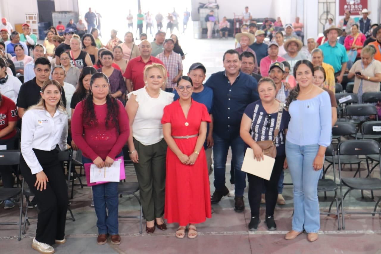 AVANZA PEDRO ESCOBEDO EN APOYO A LA ECONOMÍA FAMILIAR CON ENTREGA DE CALENTADORES Y LÁMINAS SUBSIDIADAS