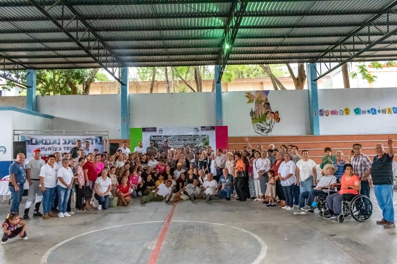 LANDA RECIBE A LOS MAESTROS JUBILADOS DE LA REGIÓN SERRANA