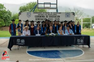 PARTICIPA FERNANDO SÁNCHEZ GIL EN CLAUSURA DEL BACHILLERATO UAQ CAMPUS CONCÁ