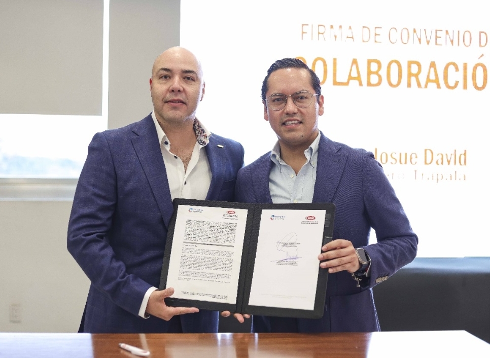 CHEPE GUERRERO FIRMA CONVENIO CON LA CMIC PARA FORTALECER LA OBRA PÚBLICA EN CORREGIDORA