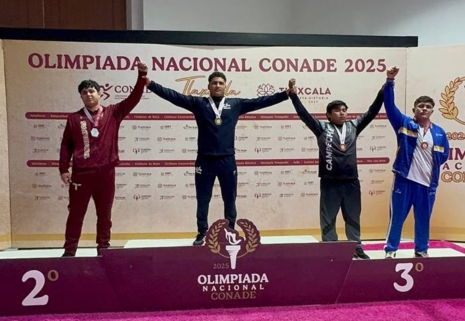 COSECHA EQUIPO DE LUCHA QUERETANA 35 MEDALLAS