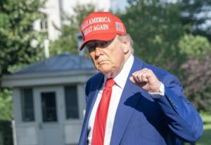 TRUMP ASEGURA QUE EE.UU. DESTRUYÓ INSTALACIONES IRANÍES Y CRÍTICA A MEDIOS QUE LO CUESTIONAN