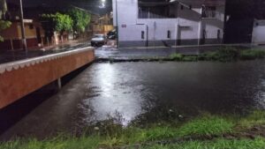 PEDRO ESCOBEDO SUFRIÓ AFECTACIONES DEBIDO A LA ACUMULACIÓN DE AGUA.