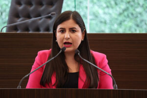 CELEBRA LEONOR MEJÍA LA APROBACIÓN UNÁNIME DE LA “LEY KURI” PARA PROTEGER A LAS NIÑAS, NIÑOS Y ADOLESCENTES EN REDES SOCIALES.