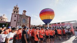 TEQUISQUIAPAN VIBRA CON EL DEPORTE! Récord de Asistencia en la Carrera Turística