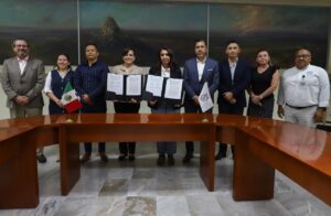 FIRMAN UAQ-IMSS CONVENIO PARA INTERCAMBIO DE INFORMACIÓN ADMINISTRATIVA