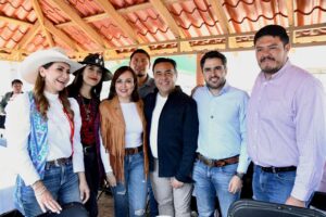 PARTICIPA AGUSTÍN DORANTES EN LA COMIDA DE LA AMISTAD EN SAN JOAQUÍN