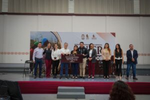 EZEQUIEL MONTES LLEVA A CABO EL ARRANQUE DEL PROGRAMA “MUJER TRABAJADORA”