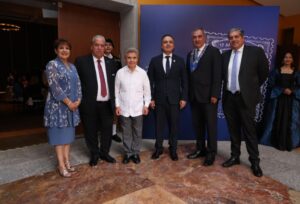 RECONOCE ERIC GUDIÑO AL CLUB SKÅL INTERNACIONAL QUERÉTARO 695, EN SU 17 ANIVERSARIO