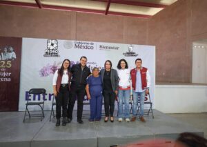 BETO NAVA CELEBRA EL COMPROMISO CON LAS MUJERES ESCOBEDENSES DURANTE LA ENTREGA DE TARJETAS DEL PROGRAMA “PENSIÓN MUJERES BIENESTAR”