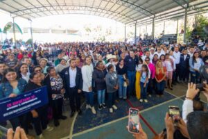 ENCABEZAN EL GOBERNADOR MAURICIO KURI Y EL ALCALDE RUBÉN HERNÁNDEZ LA ENTREGA REGIONAL DE APOYOS A MUJERES EMPRENDEDORAS