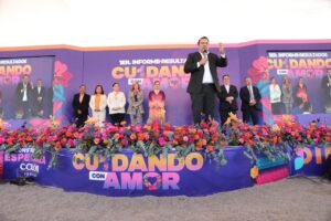 ELENA ARREGUÍN DE LA TORRE, RINDE SU PRIMER INFORME DE RESULTADOS «CUIDANDO CON AMOR», AL FRENTE DEL DIF MUNICIPAL DE COLÓN
