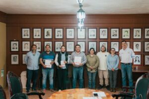 UAQ Y GOBIERNO MUNICIPAL COMPARTEN ESTRATEGIAS PARA LA SUSTENTABILIDAD EN JALPAN
