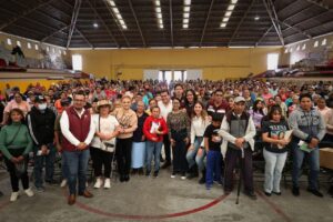 ENTREGA DE 500 APOYOS DEL PROGRAMA CORAZONES QUE ALIMENTAN EN PEDRO ESCOBEDO