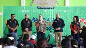 ENCABEZA CAR HERRERA POSADA NAVIDEÑA EN SAN JOAQUÍN