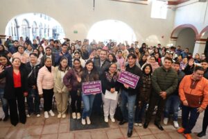 ENTREGA GASPAR TRUEBA 160 BECAS A JÓVENES ESTUDIANTES DE EDUCACIÓN SUPERIOR