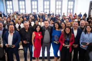 GOBERNADOR ENTREGA DISTINTIVO SIN BRECHA 2025 EN SAN JUAN DEL RÍO A 145 EMPRESAS