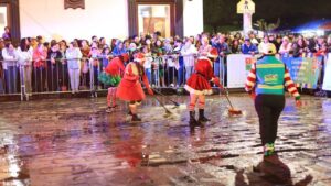 MÁS DE 20 MIL SANJUANENSES DISFRUTARON DEL DESFILE NAVIDEÑO DEL FESTIVAL ALEGRÍA EN SAN JUAN DEL RÍO